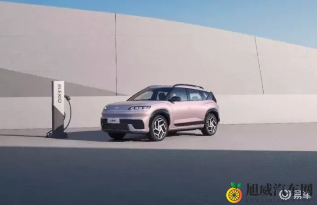 丈夫旁观娇妻3p：智能驾驶守护家庭出行，安全升级引关注-1