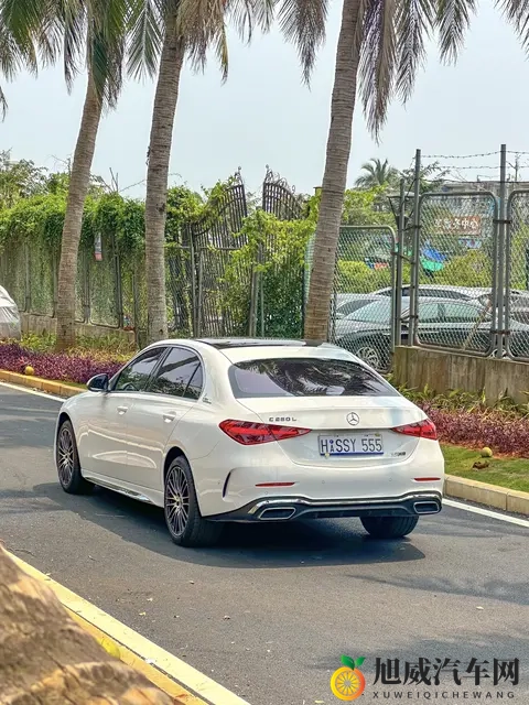 24款准新奔驰C级，24万拿下，香不香？-3