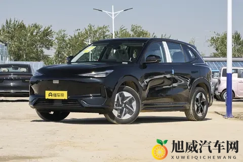 新车  新增外观_内饰配色，领克Z20“曜红版”官图，11月21日上市-1