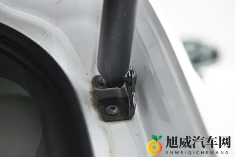 小鹏G7：用上了自研芯片，不用担心卡脖子！-1