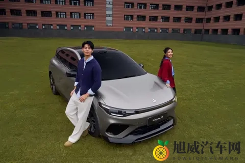 15万内没有竞品，零跑Lafa5来袭，预售才1058万起-2