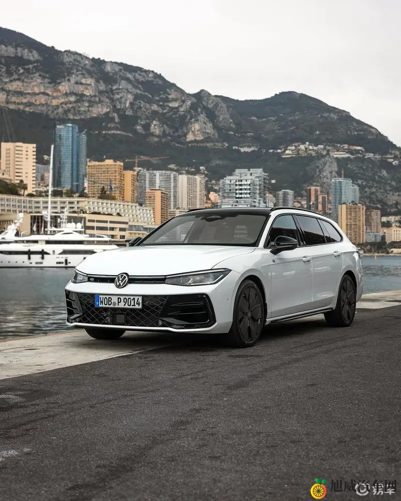 爱情岛亚洲自拍：汽车摄影新潮流，浪漫出行新选择-1