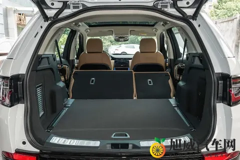 路虎发现运动版实测:越野有底气,城市开着也够舒服的豪华 SUV-3