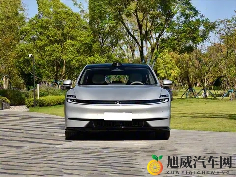 全新纯电中型轿跑亮相！预售不足12万起，还配无框车门+掀背尾门-2