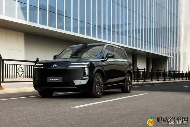 丰满少妇被猛烈进入乡野村妇：新能源汽车崛起，智能驾驶引领未来变革-1