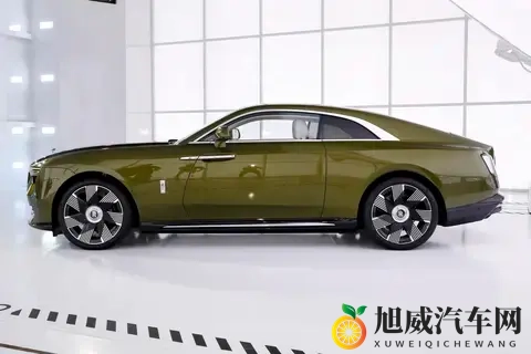 【E汽车】丰田世极轿跑SUV概念车亮相-3