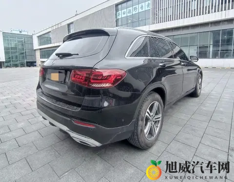 21年奔驰GLC，5万公里准新，20万拿下豪华SUV！-3