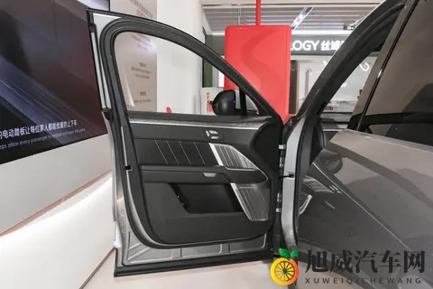 乐道L90 2025款 六座版Pro：以技术细节重塑家庭出行新标准-1