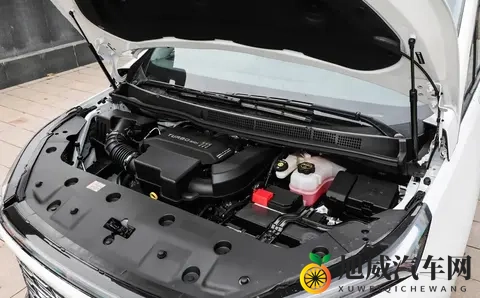 锐胜M8硬刚别克GL8！谁才是全场景出行的高质价比MPV？-2