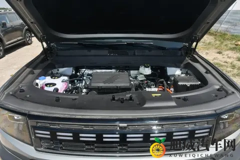 插混SUV！标配8155芯片+四轮独悬，油耗低至49L，捷途山海T1-2