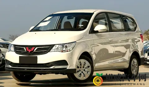 宝骏730的精神续作星光730正式上市!73000元起-2