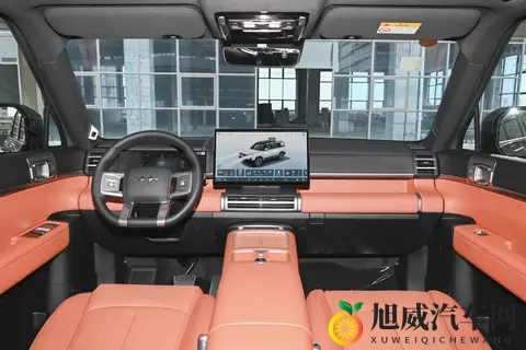 家用SUV就选方程豹钛7，空间宽敞续航足，全家出行无忧！-2