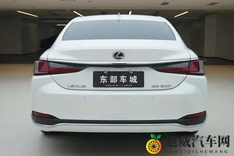 一手准新雷克萨斯ES，落地省几万，家用代步好选择？-2