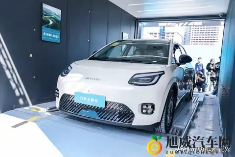 499万！刘强东杀入汽车圈，500公里续航+换电，比亚迪还香吗？-2