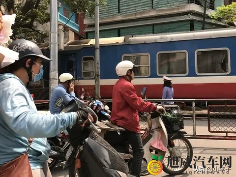 东南亚摩托车之战-1