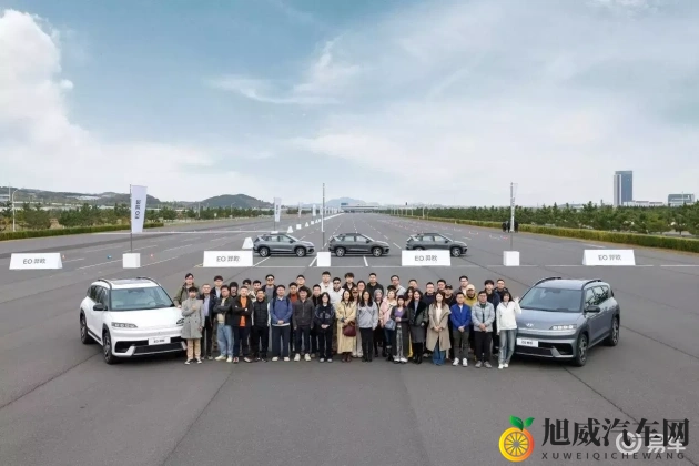 性视界：汽车美学新潮流：揭秘未来驾驶新体验-1