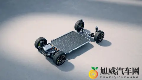 别急着订小鹏M03！这车全系激光雷达+3nm芯片，入门即满配-1