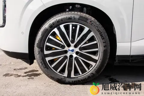 腾势N8L DM：52米大车，居然好开成这样！-1