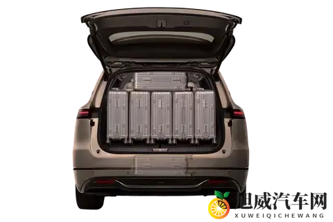 深蓝S09与理想L9对比分析，谁更适合追求性价比的家庭用户？-3