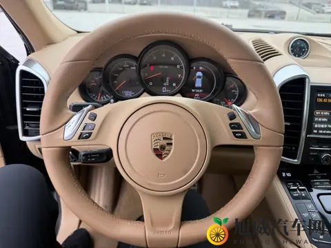 15万拿下保时捷卡宴，圆你豪车梦？14年30T，速度与豪华兼得-2
