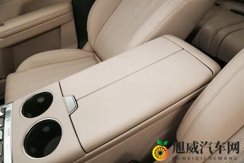 15万级插混大七座SUV，山海L7PLUS适合家庭出行-1