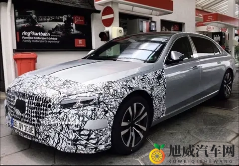 迈巴赫S级改款了，手势控制没了，V12还留着-2