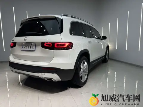 15万多拿下白色奔驰GLB，家用代步值不值？-2