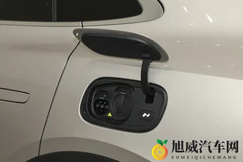 第5代帝豪上市,将智能驾驶打入8万级燃油车市场-1