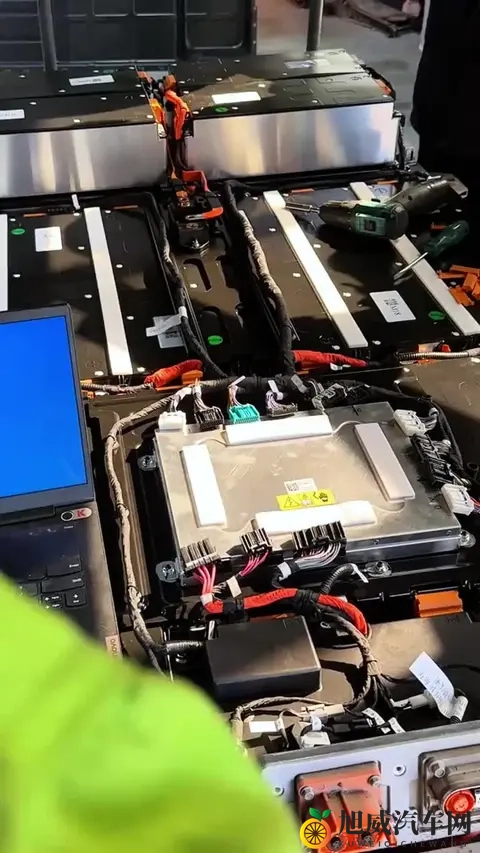 电车没有用坏的，都是充坏的！快充伤电芯、慢充不满，到底咋充？-1