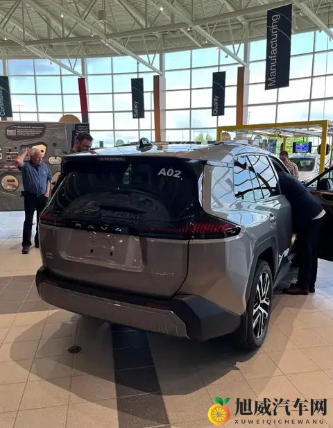 第六代RAV4全球首秀!看到外观,引起网友热议-2