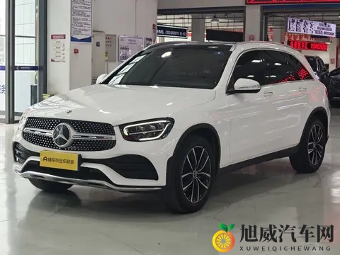 被男按摩师蹂躏至高潮:男按摩师手法高超,顾客体验极致愉悦-2