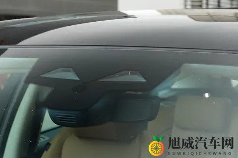 2025款路虎发现运动三款车型对比：哪一款更适合你？-1