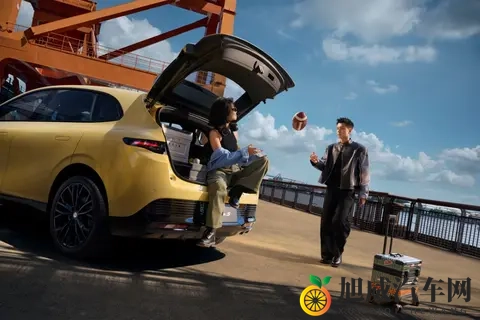 零跑Lafa5，会是下一个高尔夫GTI吗？-1