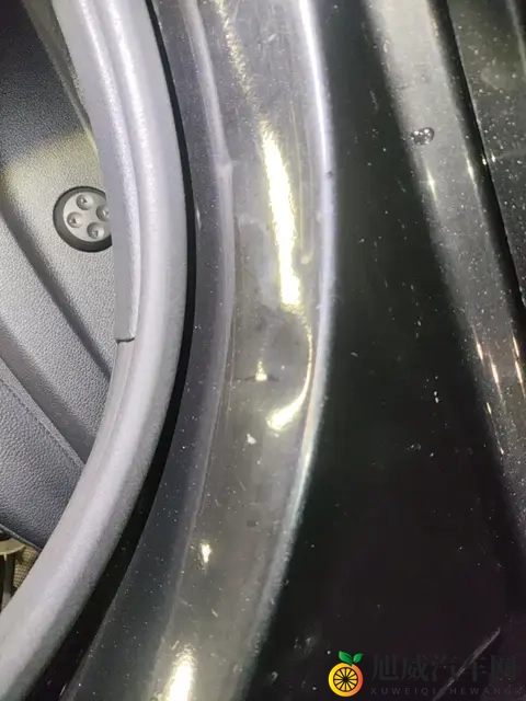 锐胜M8大型MPV正式预售 1698万起-1