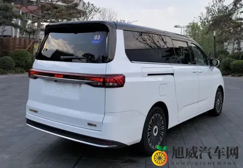 1698万元起！北汽锐胜M8预售-1