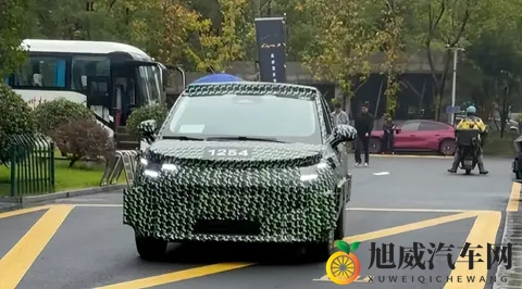 零跑 A10 谍照突袭！全新 A 系列首车，会是下一个爆款吗？-1