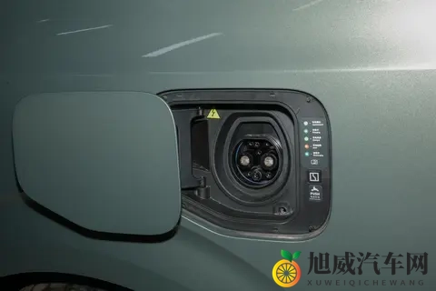 50万买极氪009，还是埃尔法？开完才知道，什么叫降维打击-1