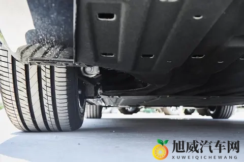 10万级纯电家轿该选谁？我开了几个月零跑B01，给你靠谱建议-2