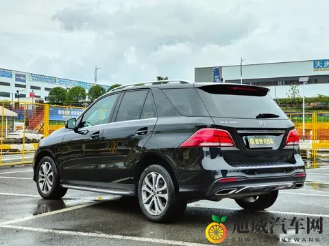 17万多拿下当年落地近80万的奔驰GLE,这性价比!-1