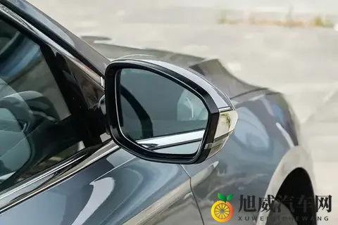 配置对标20万级？10万级燃油家轿给出了答案-1