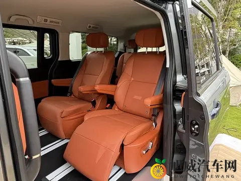 北汽锐胜M8将于11月5日预售！四种动力类型_中大型MPV-3