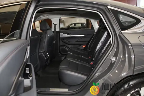 林肯Z购车终极指南:全系配置差异解析,精准选车不踩坑!-2