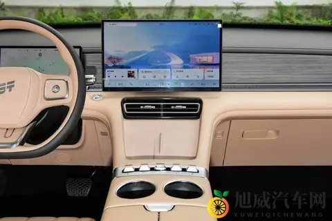 适合全家人的大七座SUV，满载7人跑高速，油耗不到7L-1