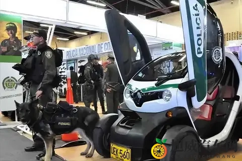 限摩令惹众怒！摩托手封路抗限令，12万人生计不能停？-3