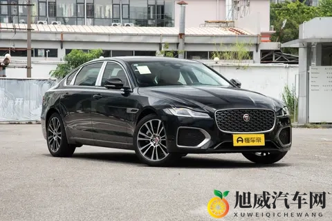 捷豹 XFL 选两驱还是四驱？选基础豪华还是全面升级？-1