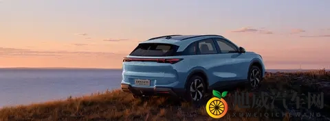 极狐T5：让智能驾驶融入日常-1