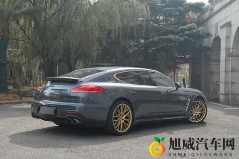 10万级新能源黑马！零跑Lafa5真的香到爆？-1