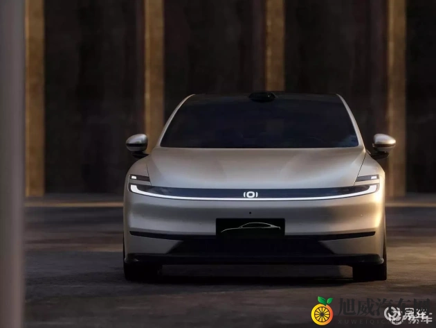 成全动漫在线观看更新时间：智能驾驶技术革新，未来出行新变革-1