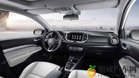 起亚小型SUV新款奕跑上市,顶配车型补贴后售价648万元-3