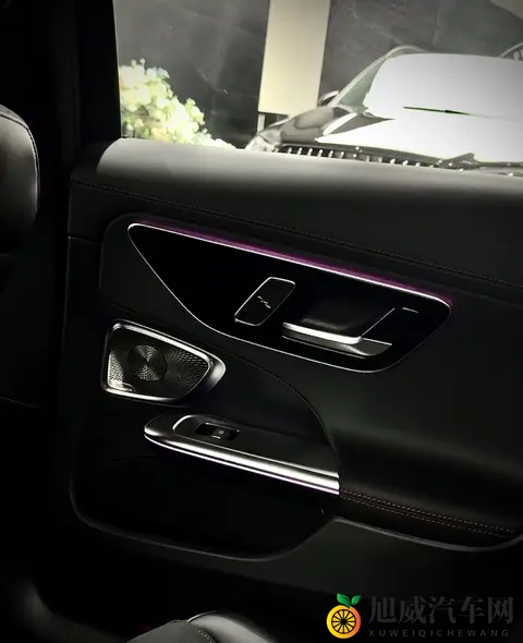 降价没换发动机，AMG C43慌了？性能车市场真变天了-1